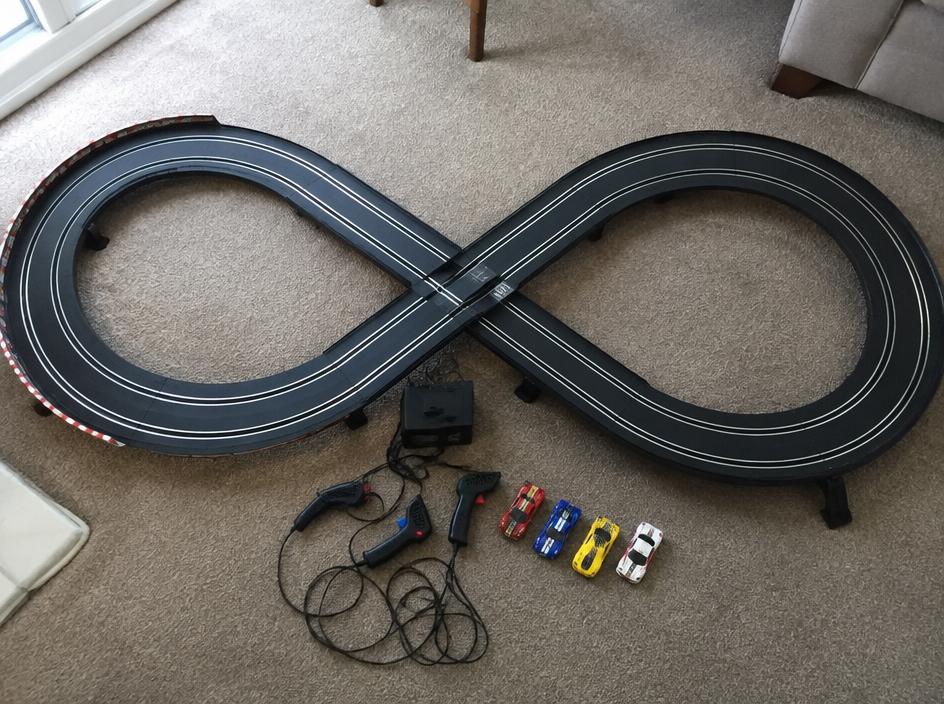 Scalextric set with 4 cars